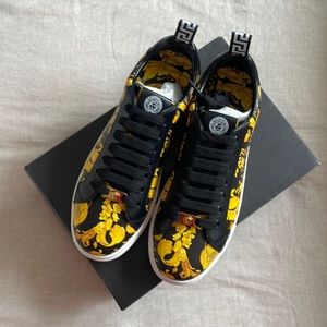 Versace sneakers